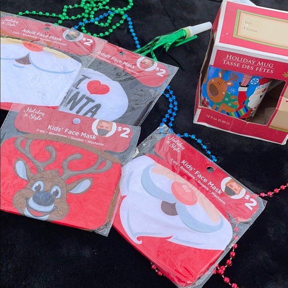 NWT Holiday Style Christmas Face Masks Coffee Cup - Picture 11 of 16